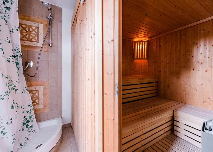 וילה Simonetta פרג'נה